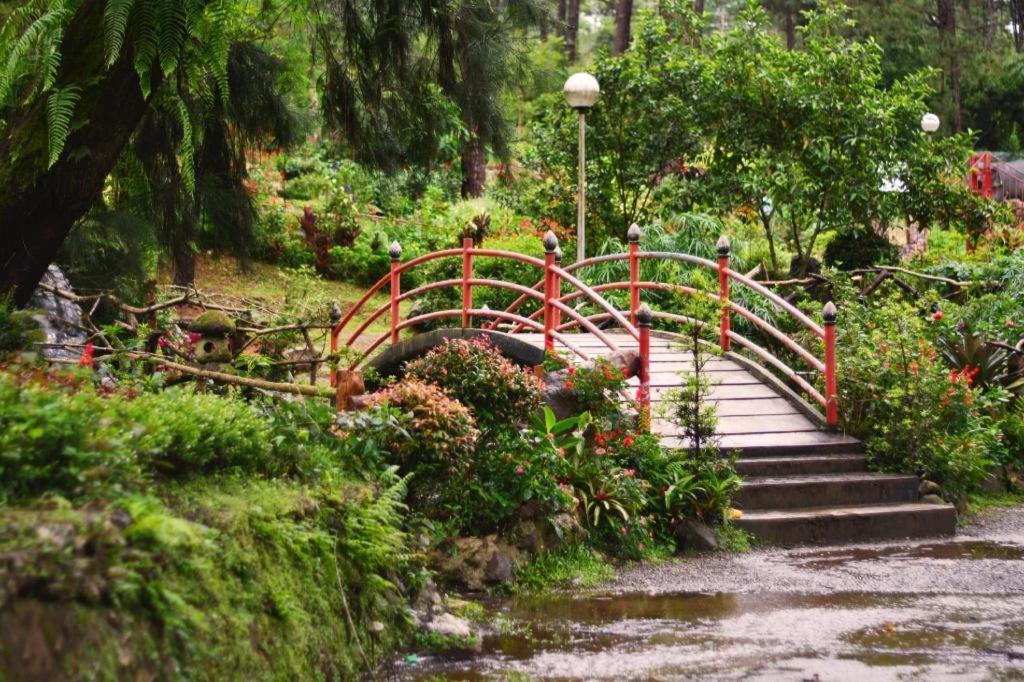 Mountain Lodge And Restaurant Baguio City ภายนอก รูปภาพ