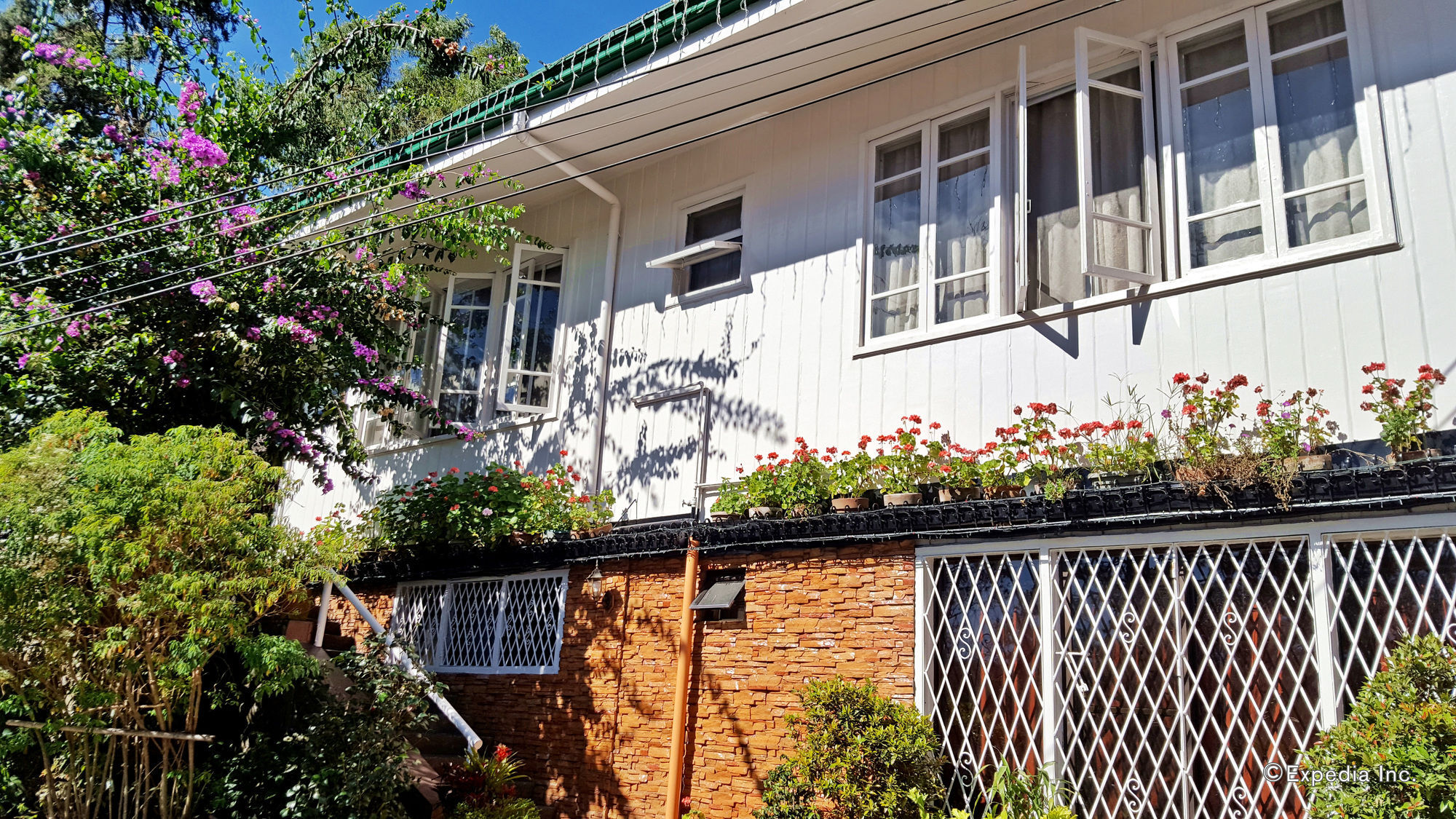 Mountain Lodge And Restaurant Baguio City ภายนอก รูปภาพ