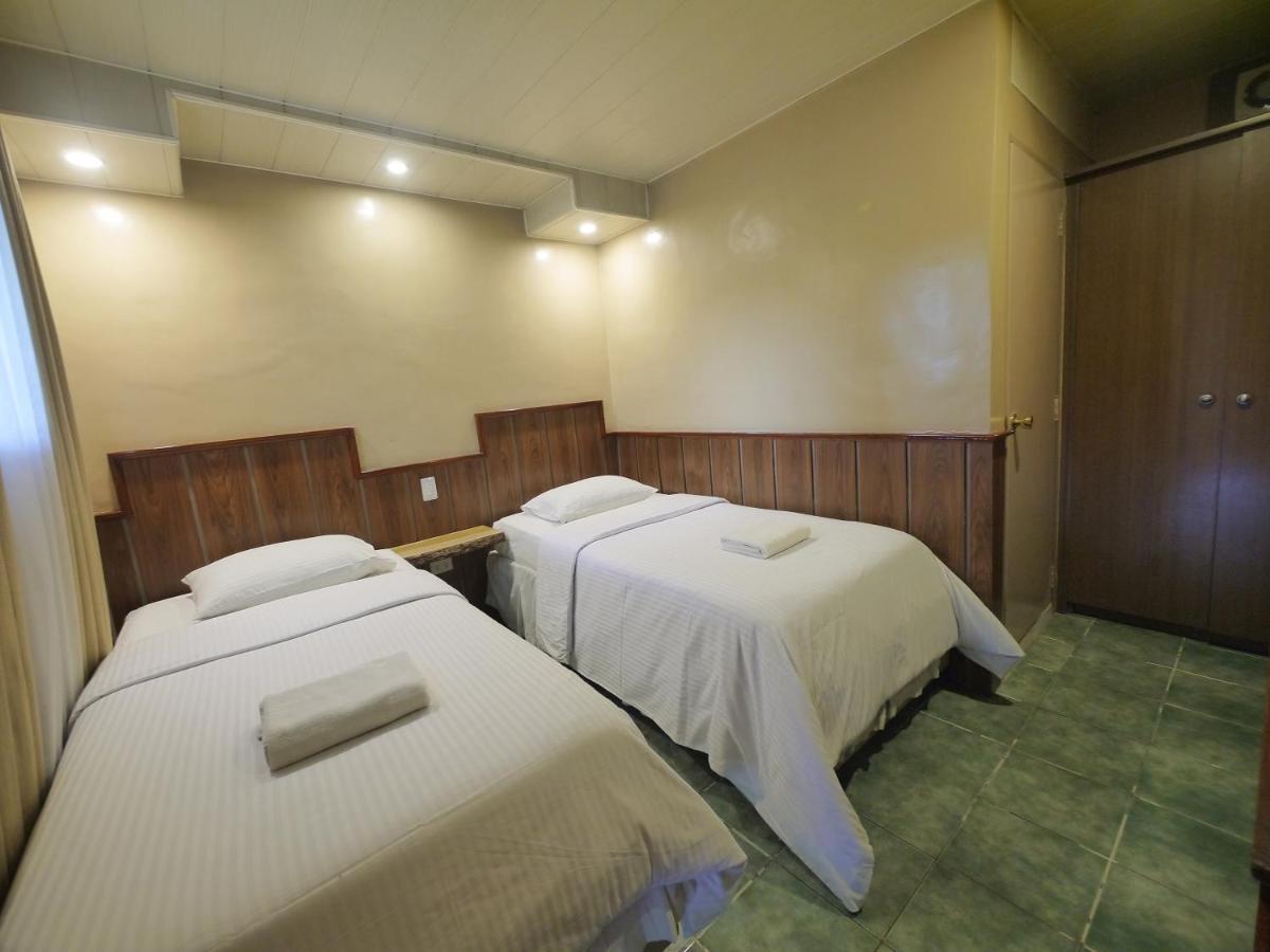 Mountain Lodge And Restaurant Baguio City ภายนอก รูปภาพ