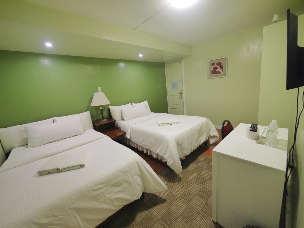 Mountain Lodge And Restaurant Baguio City ภายนอก รูปภาพ